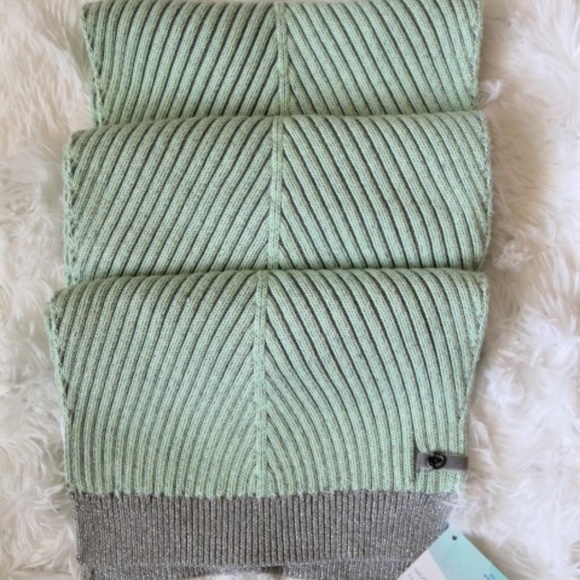 🔴IVIVVA Mint/Silver M/L Naturally Nice Scarf - Picture 8 of 8